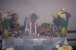 April 8 - Chichicastenango - altar